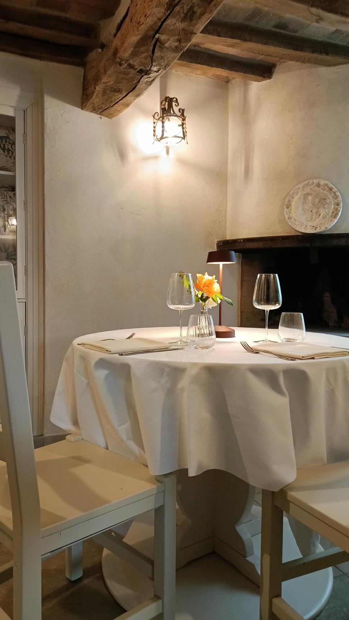 Locanda La Rocca Residenza D'Epoca Fossombrone Luaran gambar